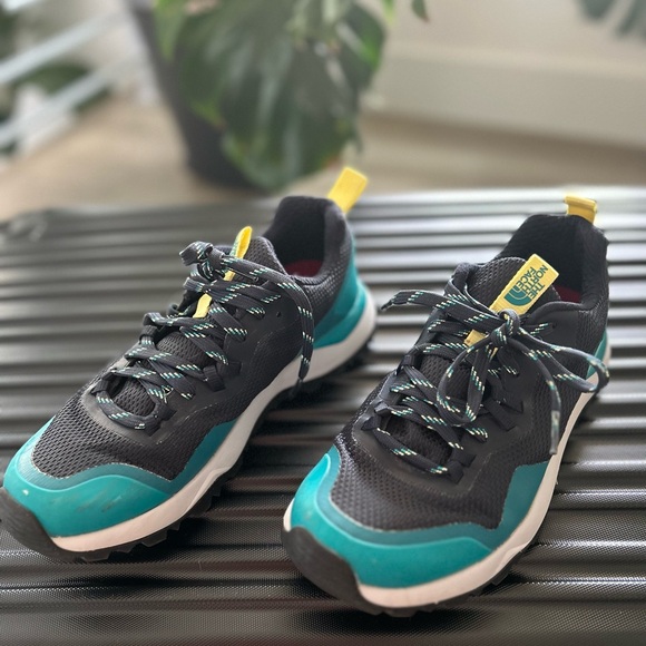 Women’s The North Face sneakers size 7.5 - Picture 6 of 8